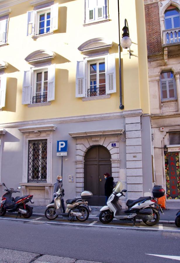Casa Romano Suites 的里雅斯特 外观 照片