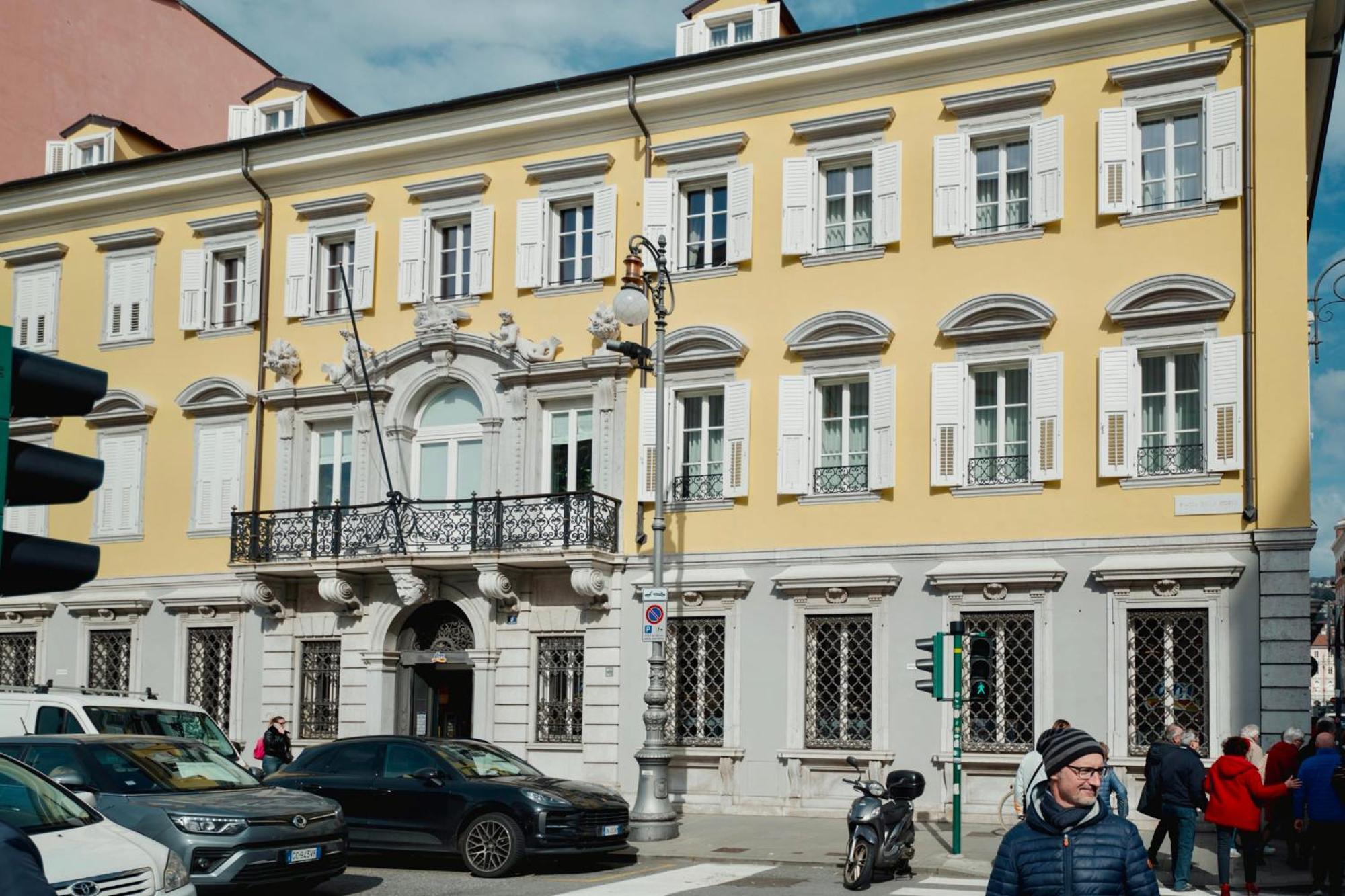 Casa Romano Suites 的里雅斯特 外观 照片